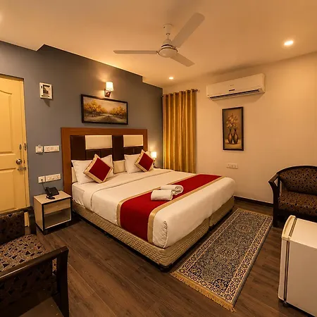 Airport Hotel The Grand Shoba Free Airport Pickup Or Drop-3